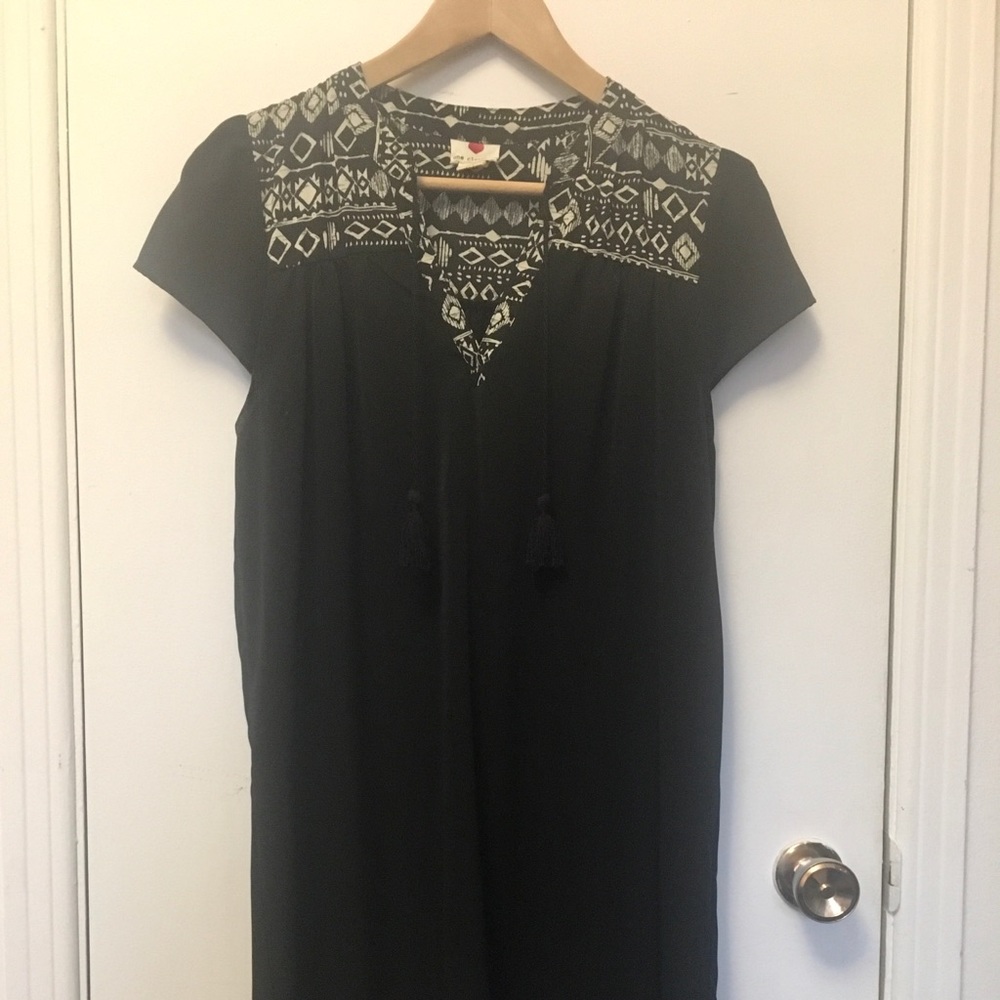 Black boho dress w tassels.